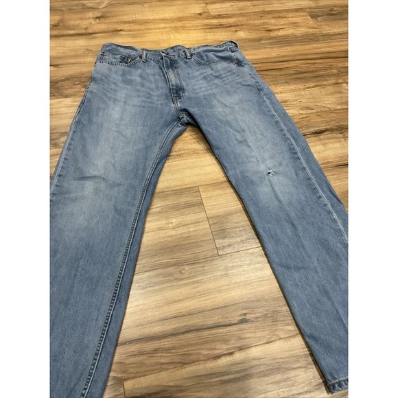 Vintage Levi’s 505 Jeans Mens 38 x 32 Made in USA Light Wash 90s Small Hole Left - Picture 2 of 16